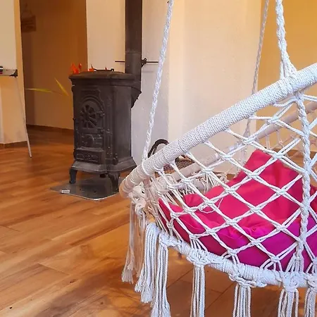 Dom O Niebieskich Okiennicach Farm stay Gryfow Slaski