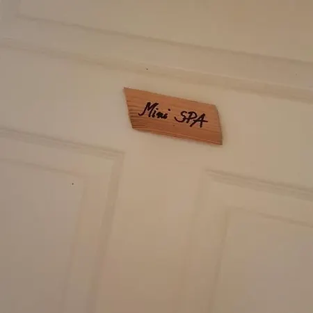 Dom O Niebieskich Okiennicach Farm stay Gryfow Slaski