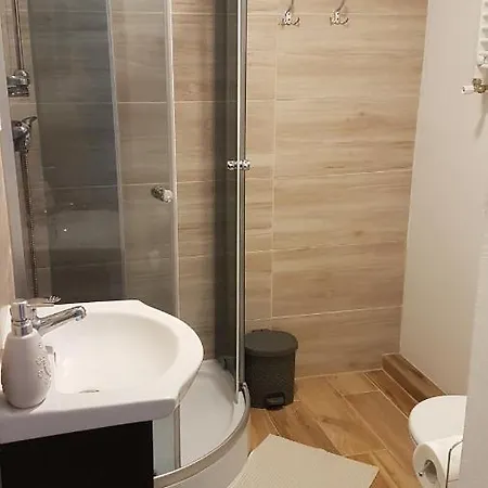 Dom O Niebieskich Okiennicach Vakantieboerderij *