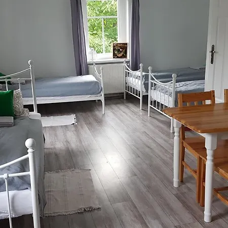 Farm stay Dom O Niebieskich Okiennicach