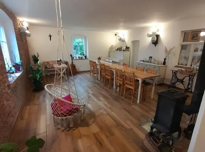 Dom O Niebieskich Okiennicach Farm stay Gryfow Slaski